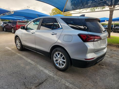 Used 2022 Chevrolet Equinox LT FWD image 3