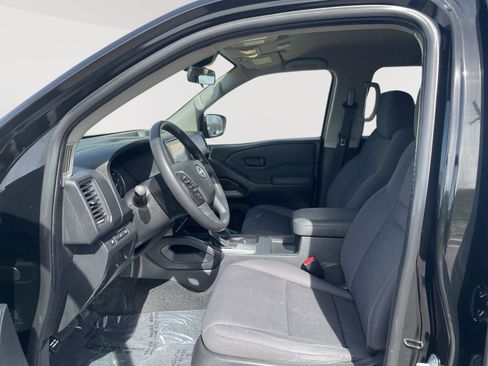 Used 2022 Nissan Frontier S w/ Technology Package image 4