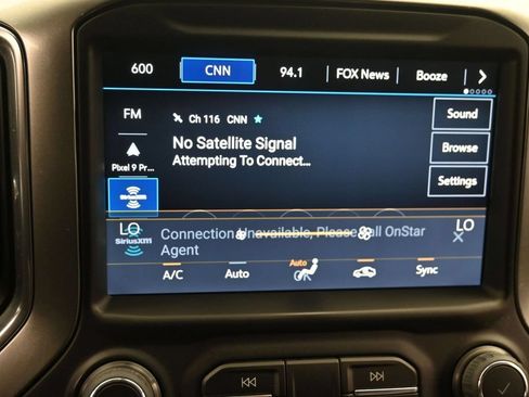Used 2022 Chevrolet Silverado 1500 LTZ AWD/4WD image 19