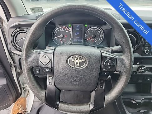 Used 2020 Toyota Tacoma SR image 4