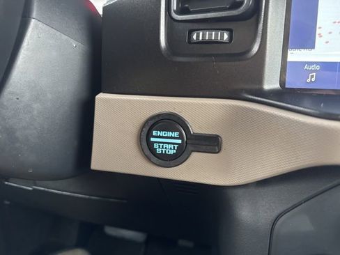 Used 2022 Ford Bronco Wildtrak AWD/4WD image 35