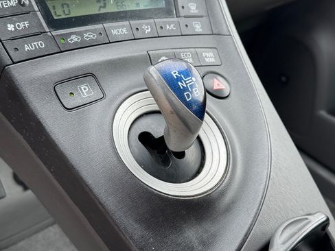 Used 2010 Toyota Prius FWD image 25