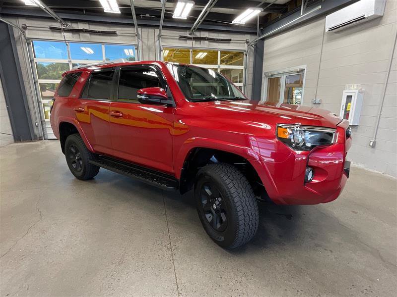 Used 2018 Toyota 4Runner SR5 Premium AWD/4WD image 7