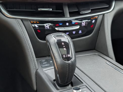 Used 2019 Cadillac CT6 Luxury w/ Driver Awareness Package image 16
