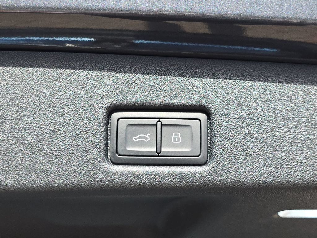 New 2026 Audi Q5 2.0T AWD/4WD image 13