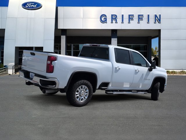 Used 2025 Chevrolet Silverado 2500 LT AWD/4WD image 4