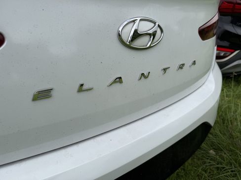 Used 2020 Hyundai Elantra SEL w/ Cargo Package (C1) FWD image 31