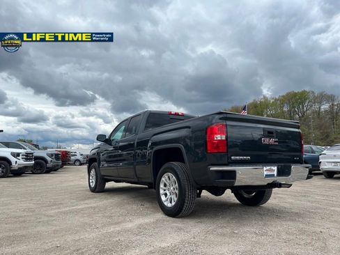 Used 2018 GMC Sierra 1500 SLE w/ SLE Value Package AWD/4WD image 10