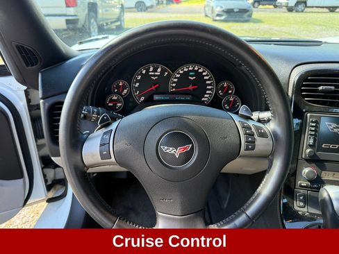 Used 2009 Chevrolet Corvette Convertible w/ Preferred Equipment Group RWD image 15