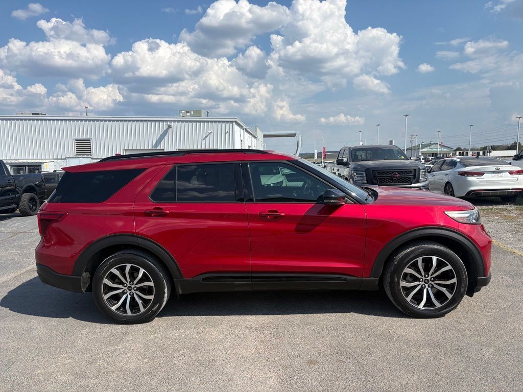 Used 2020 Ford Explorer ST w/ Premium Technology Package AWD/4WD image 4
