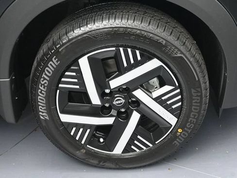 New 2026 Nissan Kicks SV w/ Cold Weather Package FWD image 6