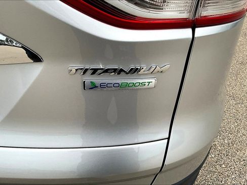 Used 2016 Ford Escape Titanium image 27