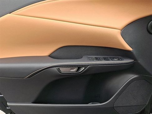 Used 2025 Lexus RX 350 Premium image 13