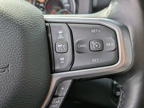 Used 2024 RAM 2500 Big Horn w/ Night Edition AWD/4WD image 13