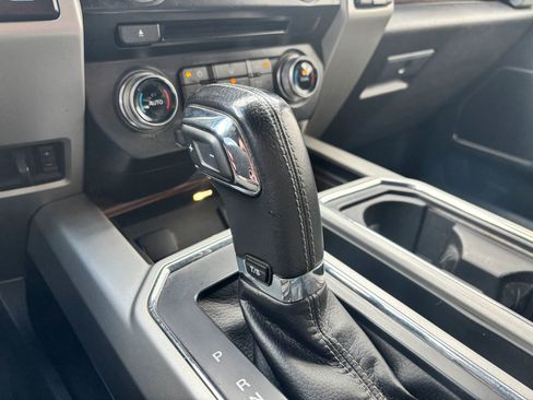 Used 2015 Ford F150 Lariat w/ Equipment Group 501A Mid image 21