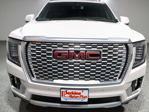 Used 2024 GMC Yukon XL Denali w/ Max Trailering Package AWD/4WD image 4