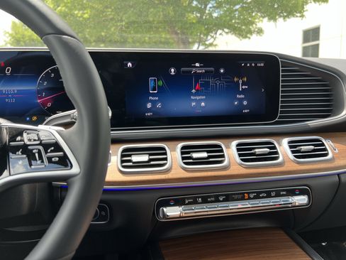 Certified 2025 Mercedes-Benz GLE 350 4MATIC image 31