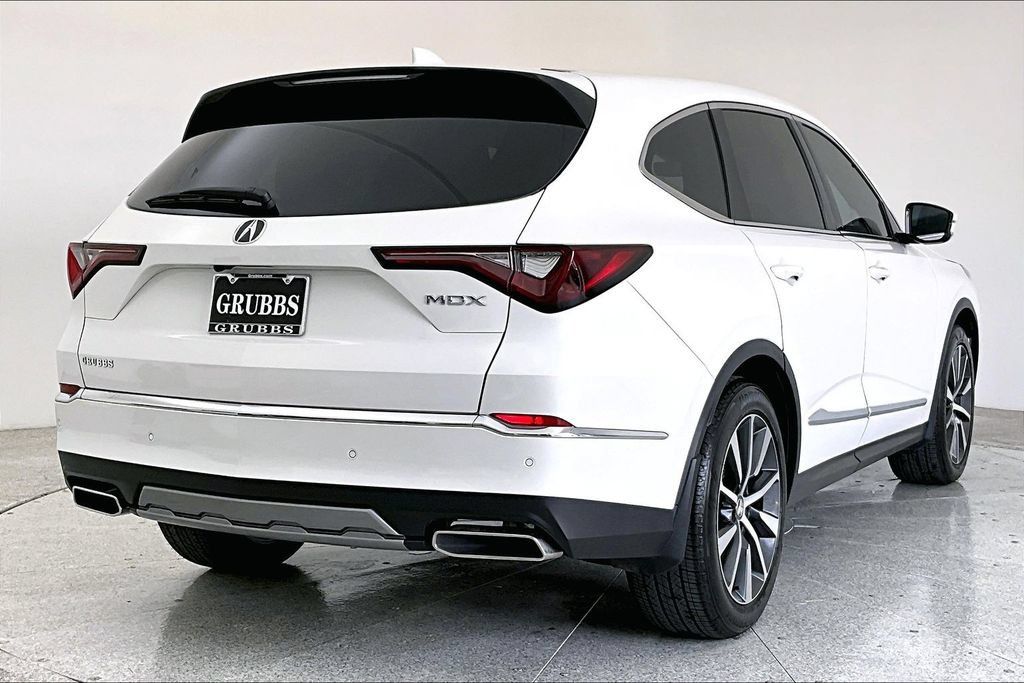 Certified 2026 Acura MDX w/ Technology Package FWD image 14