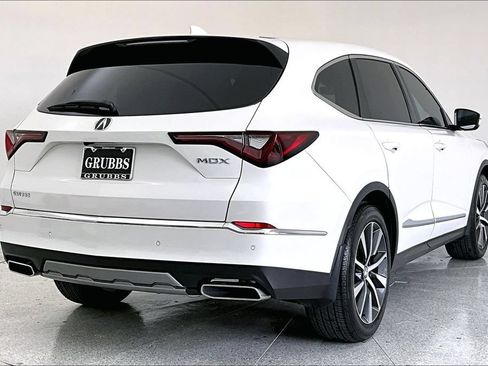 Certified 2026 Acura MDX FWD w/ Technology Package image 14
