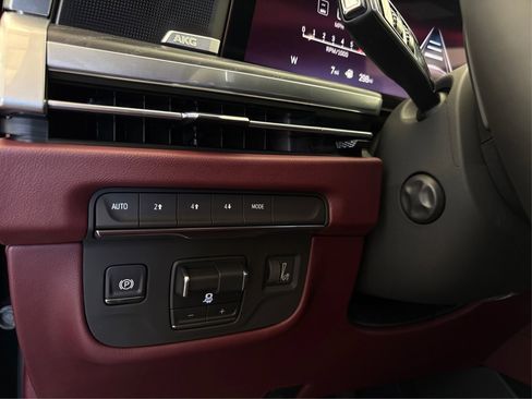 New 2026 Cadillac Escalade Luxury AWD/4WD image 20