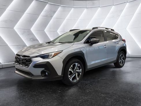 Certified 2025 Subaru Crosstrek 2.0i Premium image 3