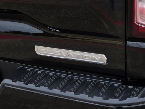 Used 2024 GMC Sierra 1500 Elevation AWD/4WD image 11