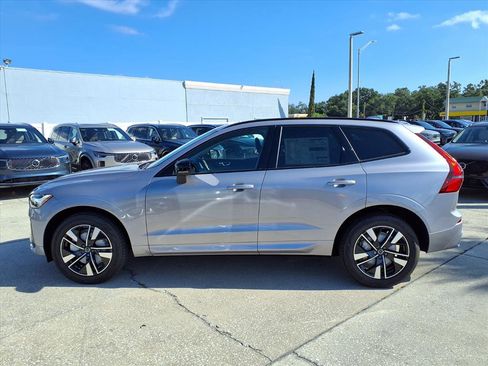 New 2026 Volvo XC60 B5 Core w/ Protection Package Premier image 4