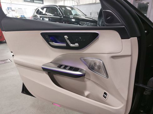 Used 2023 Mercedes-Benz C 300 4MATIC Sedan image 29