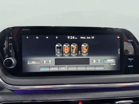 Used 2022 Hyundai Sonata Limited w/ Cargo Package FWD image 34