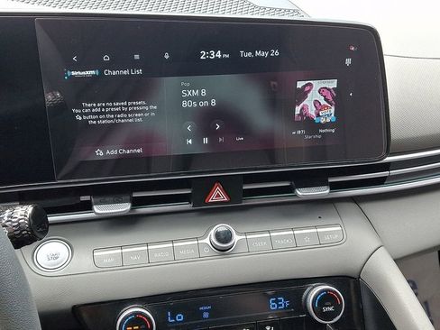 Used 2024 Hyundai Elantra SEL FWD image 18