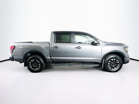 Used 2020 Nissan Titan PRO-4X w/ Pro-4x Convenience Package AWD/4WD image 10