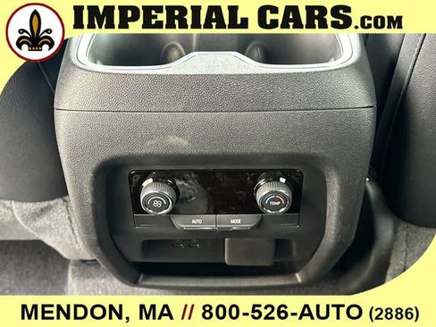 New 2026 Chevrolet Traverse LT w/ Enhanced Driving Package AWD/4WD image 17