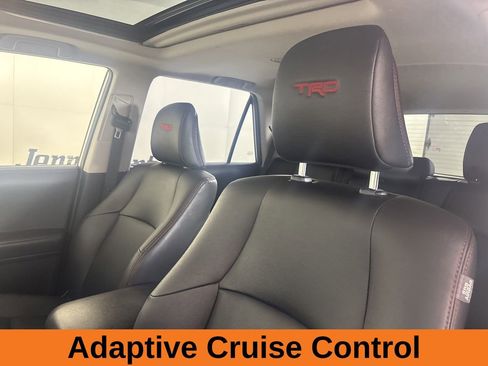 Used 2021 Toyota 4Runner TRD Off-Road Premium w/ Moonroof Package AWD/4WD image 12