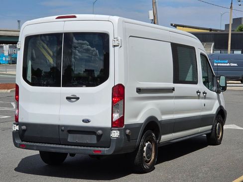 Used 2017 Ford Transit 250 148 Medium Roof RWD image 7