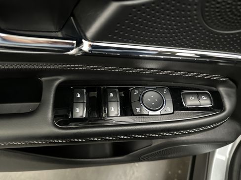 Used 2023 Lincoln Corsair Reserve AWD/4WD image 19