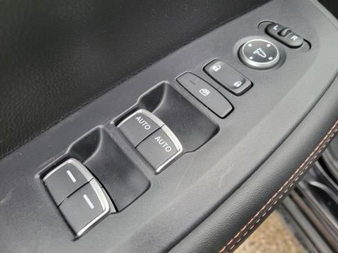 Used 2023 Honda HR-V Sport image 15