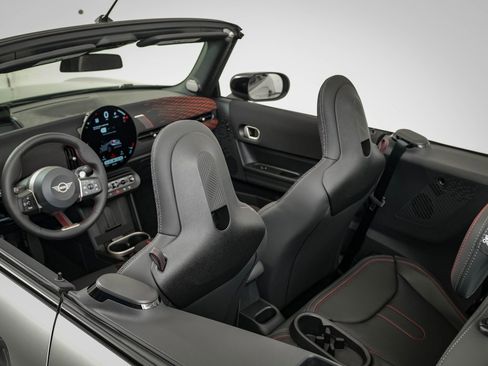 New 2026 MINI Cooper S image 17