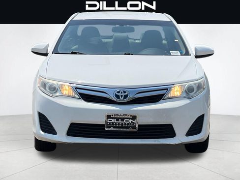 Used 2014 Toyota Camry LE FWD image 9