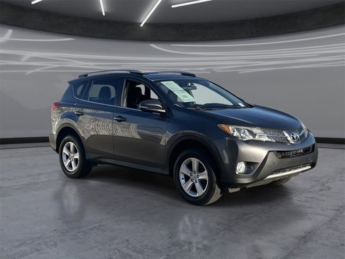 Used 2013 Toyota RAV4 XLE image 2