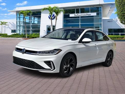 New 2026 Volkswagen Jetta SE FWD image 3