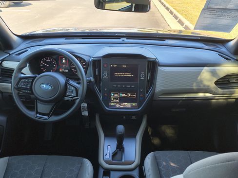 Used 2025 Subaru Forester image 15