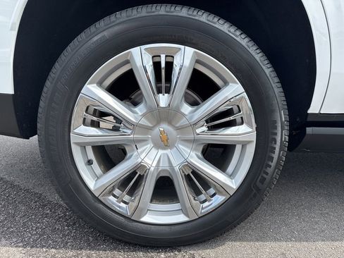 Used 2021 Chevrolet Tahoe High Country RWD image 14