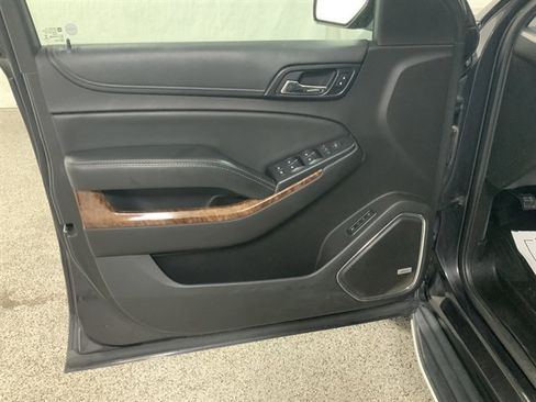 Used 2017 Chevrolet Tahoe Premier AWD/4WD image 19