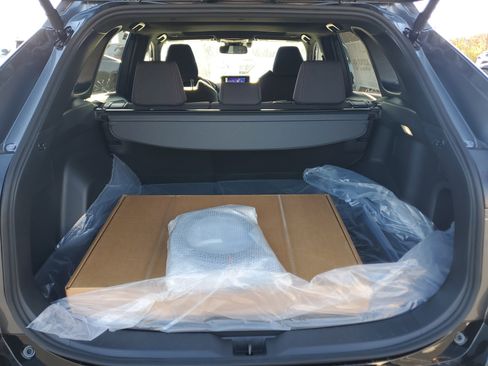 New 2025 Toyota RAV4 SE image 9