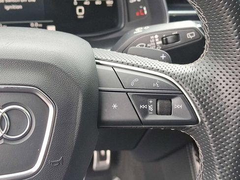 Used 2022 Audi SQ8 Prestige AWD/4WD image 18