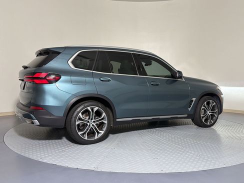 Certified 2024 BMW X5 sDrive40i w/ Premium Package RWD image 9