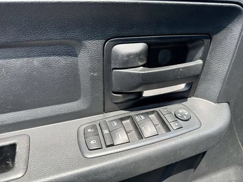 Used 2016 RAM 1500 Express w/ Popular Equipment Group AWD/4WD image 19