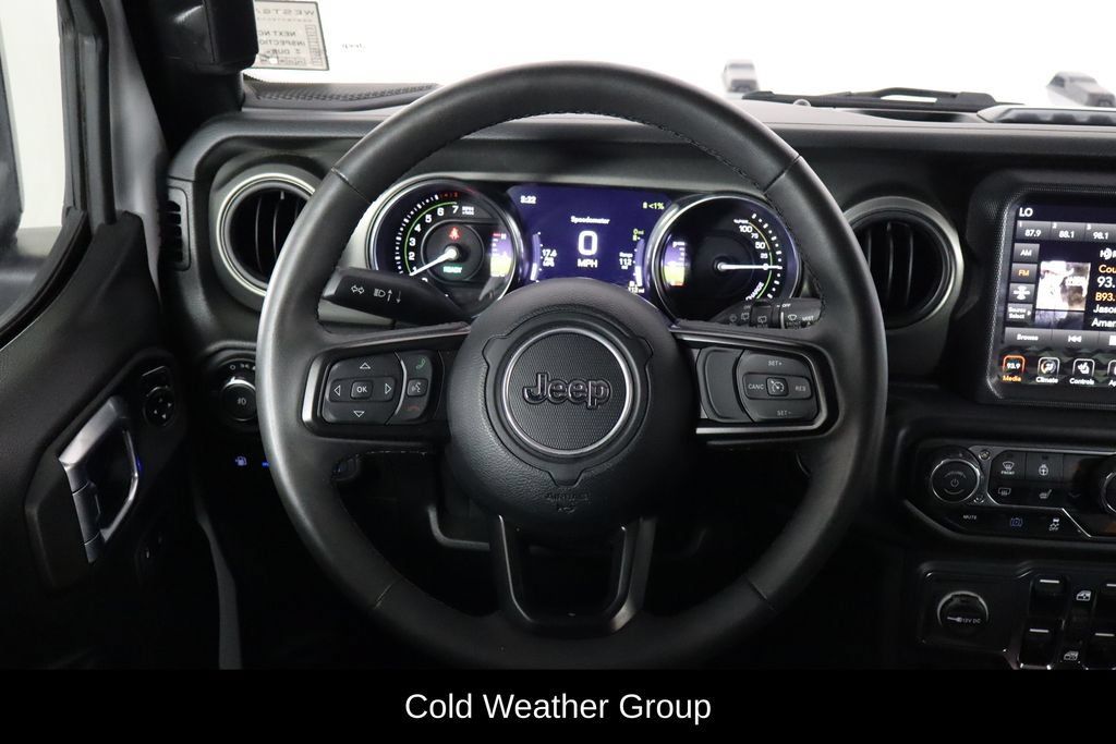 Used 2023 Jeep Wrangler Unlimited w/ Cold Weather Group AWD/4WD image 7