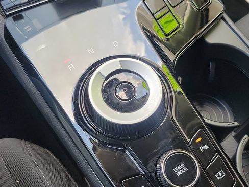 Certified 2024 Kia Sportage LX FWD image 26