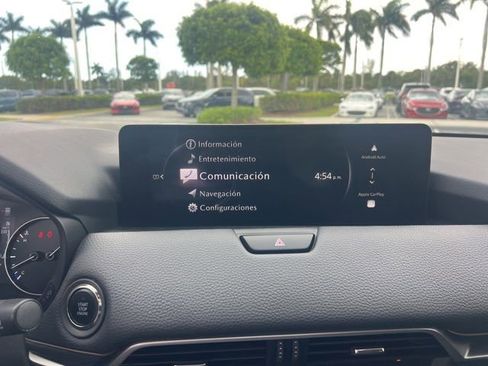 Used 2025 MAZDA CX-70 3.3 Turbo w/ Preferred Package AWD/4WD image 37